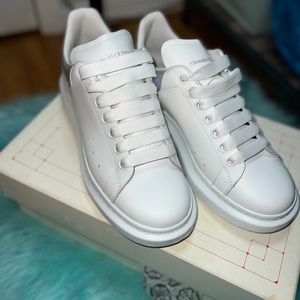 Women's Oversized Sneaker : Size 40 White smooth calf leather